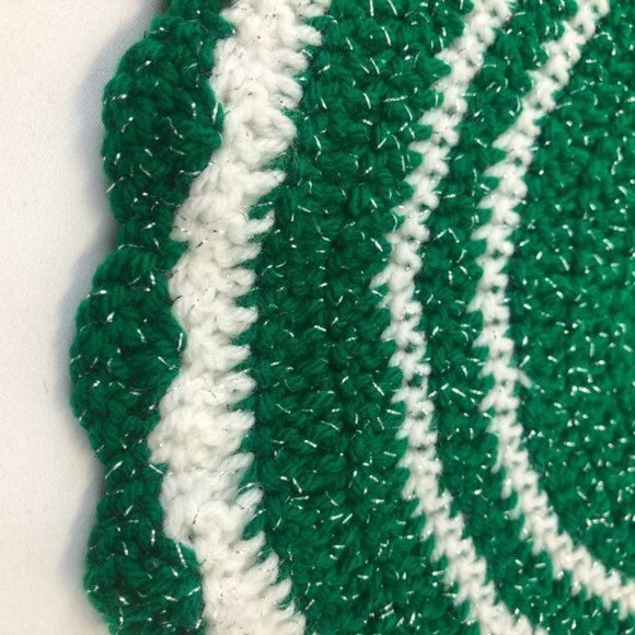 Green White Knitted Classic Washable Table Mate - Picture 5 of 7